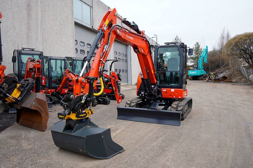 Kubota U56-5 VALMIIKSI VARUSTELTU - Mini rýpadlo: obrázok 3 Kubota U56-5 VALMIIKSI VARUSTELTU - Mini rýpadlo: obrázok 3