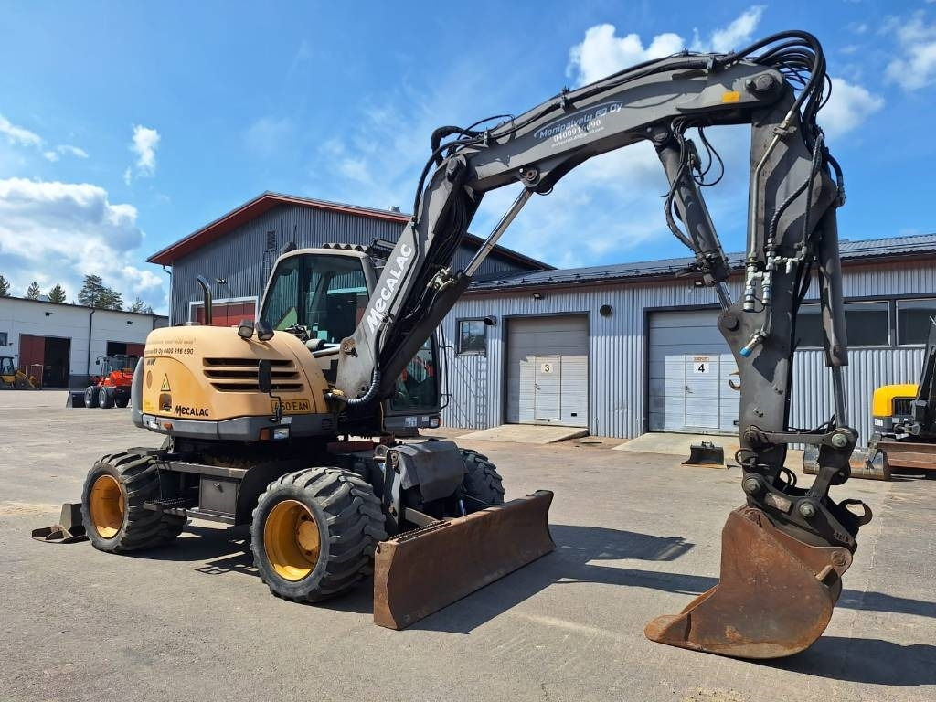 Mecalac 714 MYYTY!!SOLD!! -TEE SE ITSE- - Kolesové rýpadlo: obrázok 5 Mecalac 714 MYYTY!!SOLD!! -TEE SE ITSE- - Kolesové rýpadlo: obrázok 5