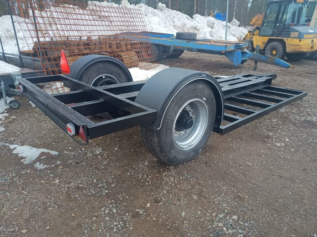 Traktorilavetti 6-8tn 1-akselinen  - Príves podvalník: obrázok 4 Traktorilavetti 6-8tn 1-akselinen  - Príves podvalník: obrázok 4