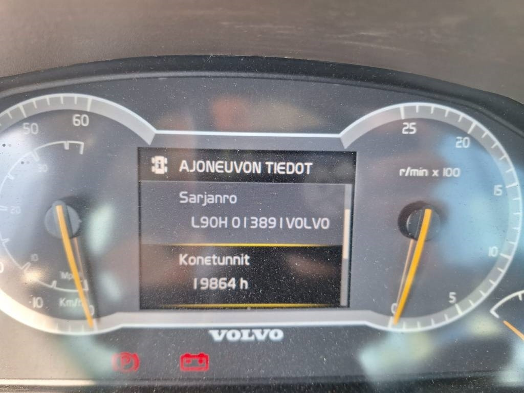 Kolesový nakladač Volvo L 90 H: obrázok 7