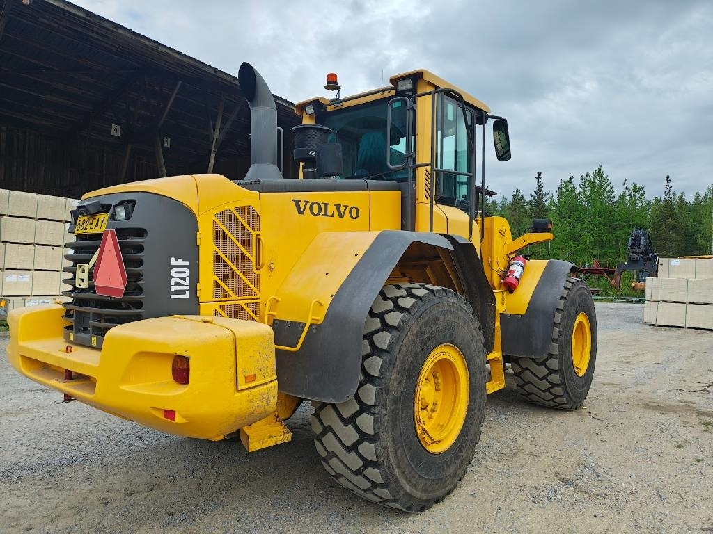 Volvo L120F RASVARI YM. - Kolesový nakladač: obrázok 2 Volvo L120F RASVARI YM. - Kolesový nakladač: obrázok 2