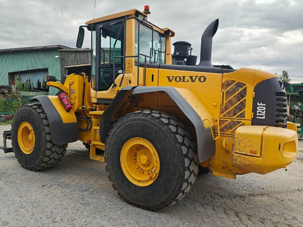 Volvo L120F RASVARI YM. - Kolesový nakladač: obrázok 1 Volvo L120F RASVARI YM. - Kolesový nakladač: obrázok 1
