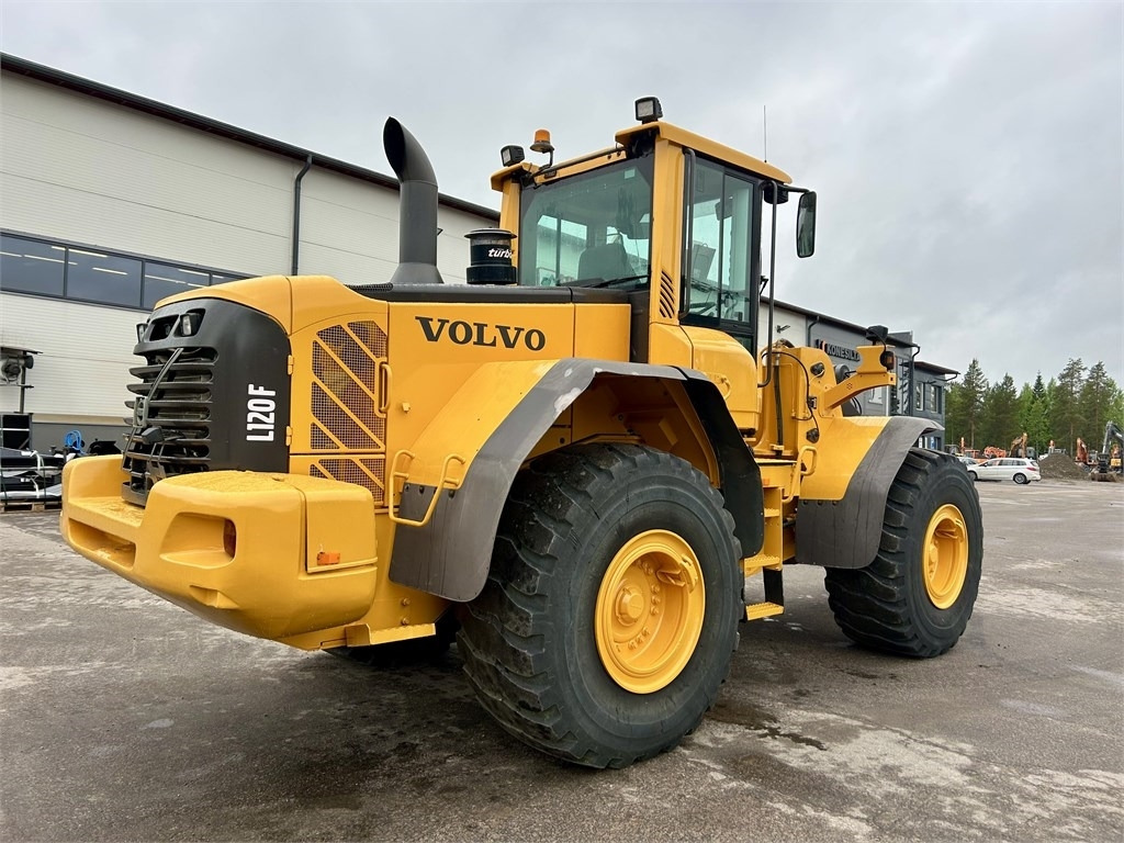 Volvo L120F VIPUOHJAUS - Kolesový nakladač: obrázok 4 Volvo L120F VIPUOHJAUS - Kolesový nakladač: obrázok 4
