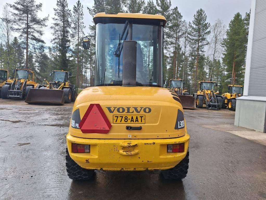Volvo L30B AURALLA - Kolesový nakladač: obrázok 3 Volvo L30B AURALLA - Kolesový nakladač: obrázok 3