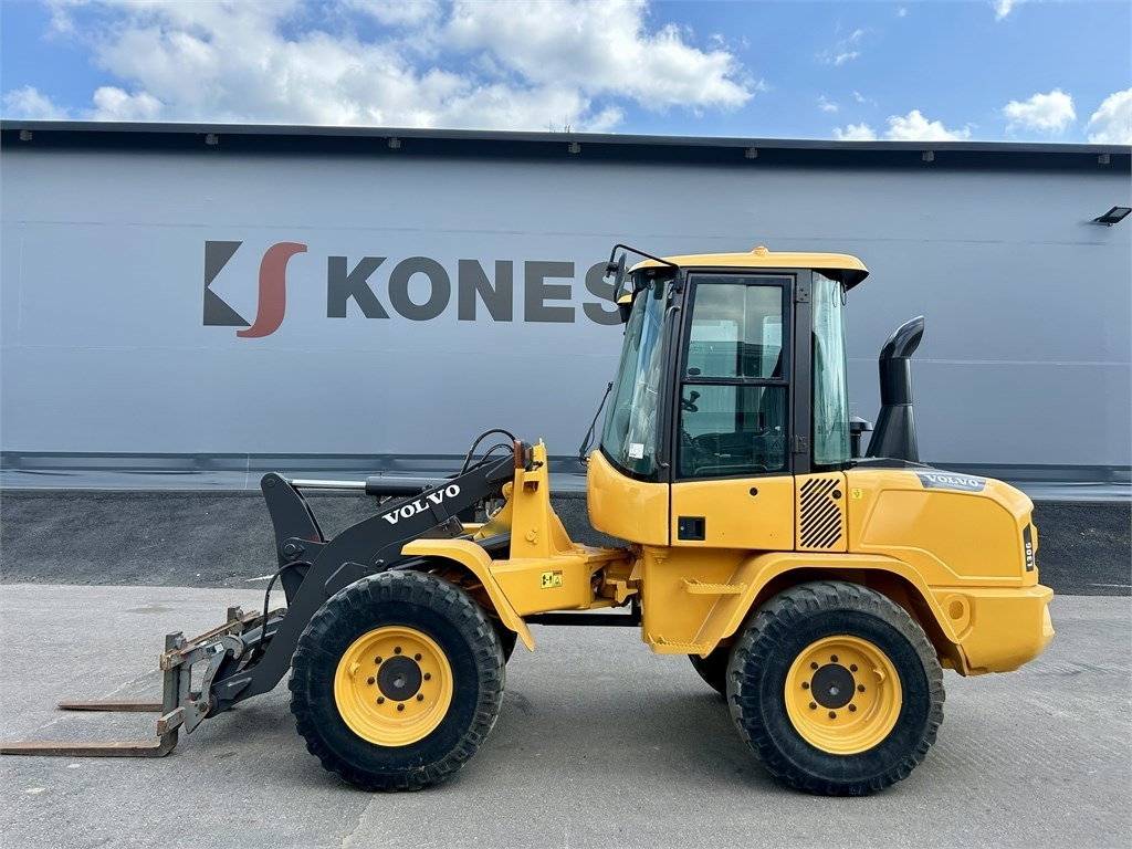 Volvo L30G TRUKKIPIIKEILLÄ - Kolesový nakladač: obrázok 1 Volvo L30G TRUKKIPIIKEILLÄ - Kolesový nakladač: obrázok 1