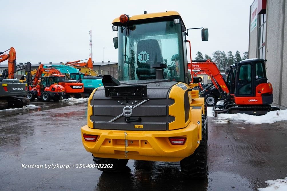Volvo L30HS UUSI AJAMATON - Kolesový nakladač: obrázok 4 Volvo L30HS UUSI AJAMATON - Kolesový nakladač: obrázok 4