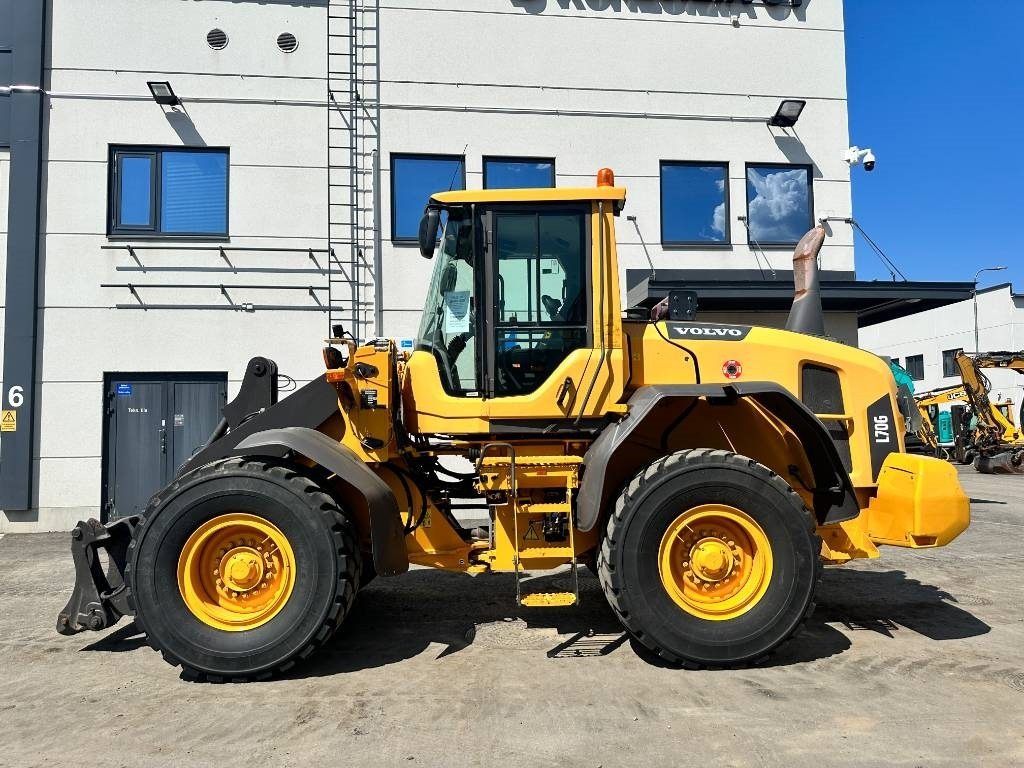Volvo L70G vipuohjaus, 3' ja 4' hydr  - Kolesový nakladač: obrázok 1 Volvo L70G vipuohjaus, 3' ja 4' hydr  - Kolesový nakladač: obrázok 1