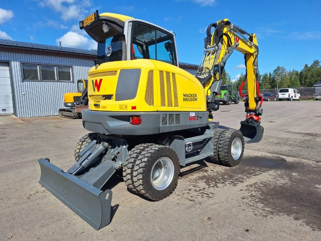 Wacker EW65 PYÖRITTÄJÄLLÄ - Kolesové rýpadlo: obrázok 4 Wacker EW65 PYÖRITTÄJÄLLÄ - Kolesové rýpadlo: obrázok 4