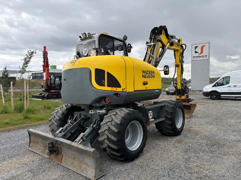 Wacker Neuson EW 100 - Kolesové rýpadlo: obrázok 4 Wacker Neuson EW 100 - Kolesové rýpadlo: obrázok 4