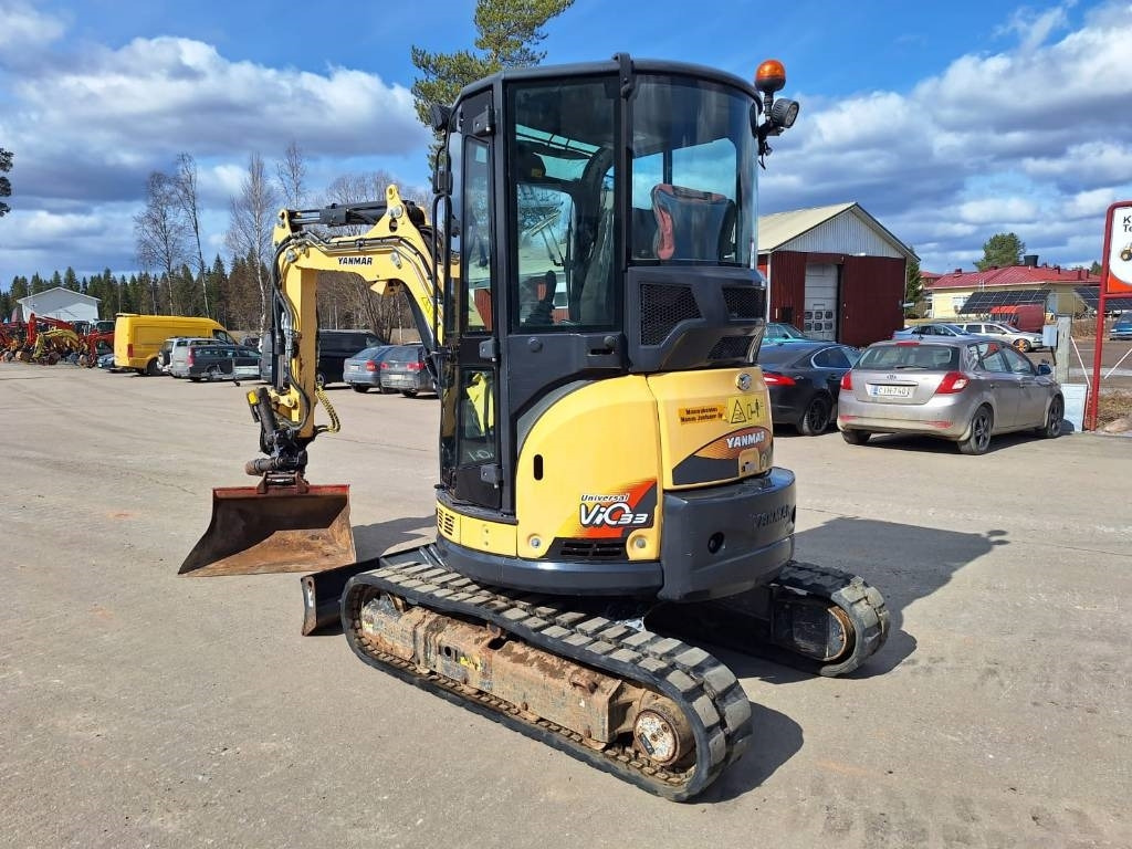 Yanmar ViO33-U PYÖRITTÄJÄLLÄ - Mini rýpadlo: obrázok 2 Yanmar ViO33-U PYÖRITTÄJÄLLÄ - Mini rýpadlo: obrázok 2