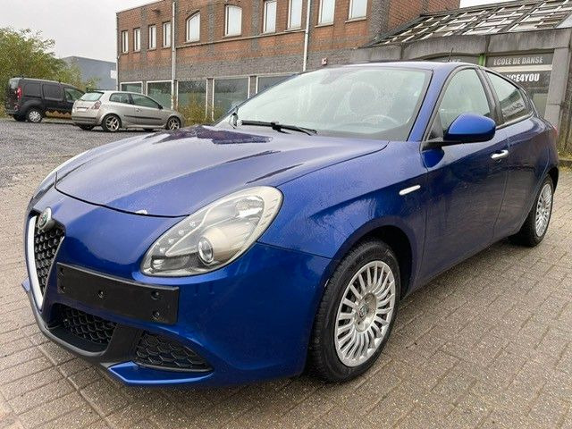 Alfa Romeo Giulietta Basis. Klima. Navi. Tempomat. - Kombi: obrázok 1 Alfa Romeo Giulietta Basis. Klima. Navi. Tempomat. - Kombi: obrázok 1