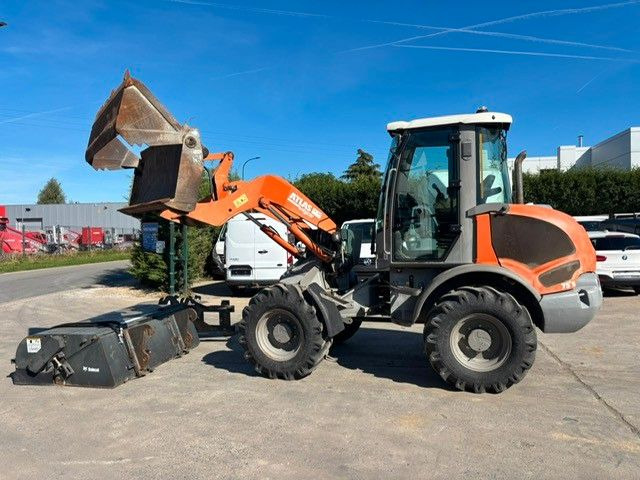 Atlas 75e S. Schaufel, Gabel, Bürste. - Kolesový nakladač: obrázok 2 Atlas 75e S. Schaufel, Gabel, Bürste. - Kolesový nakladač: obrázok 2