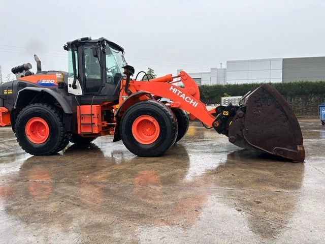 Hitachi ZW220-6. Hochkippschaufel. Wage. - Kolesový nakladač: obrázok 2 Hitachi ZW220-6. Hochkippschaufel. Wage. - Kolesový nakladač: obrázok 2