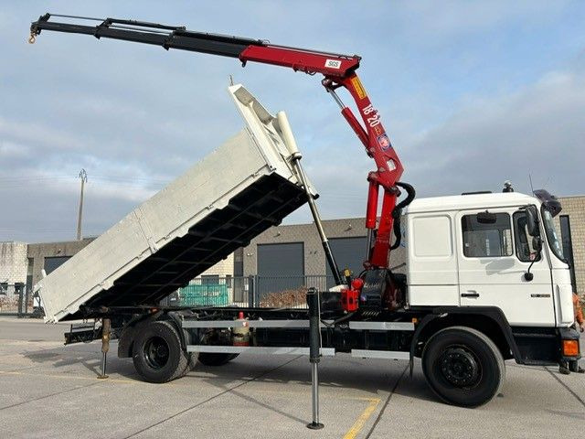 MAN 18-222. Kran HMF 18t/m Bj 2001. - Sklápač, Auto s hydraulickou rukou: obrázok 3 MAN 18-222. Kran HMF 18t/m Bj 2001. - Sklápač, Auto s hydraulickou rukou: obrázok 3