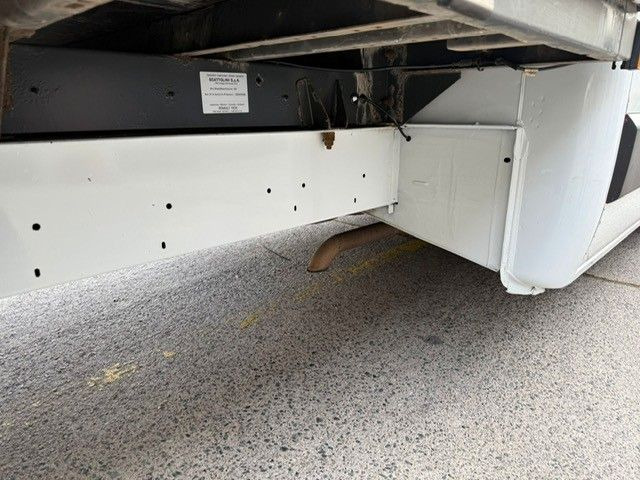 Renault Master 2.3dCi Doka 7pl. Pritsche 3.20m. Klima. - Dodávka valník, Dodávkа s dvojitou kabínou: obrázok 4 Renault Master 2.3dCi Doka 7pl. Pritsche 3.20m. Klima. - Dodávka valník, Dodávkа s dvojitou kabínou: obrázok 4