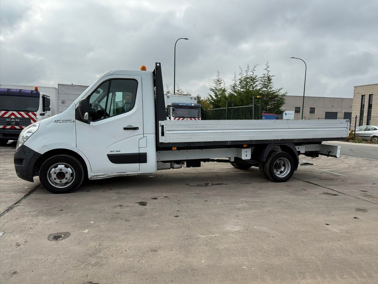 Renault Master 2.3dCi. Maxi Pritsche 4.40m. Klima. - Dodávka valník: obrázok 1 Renault Master 2.3dCi. Maxi Pritsche 4.40m. Klima. - Dodávka valník: obrázok 1