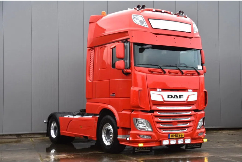 DAF XF 480 SSC 4x2 - NEW TACHO - 839 TKM - PARK. AIRCO - NAVI - SPECIAL INTERIOR - 2 x FUEL TANKS - ALCOA'S - TOP CONDITION - - Ťahač: obrázok 2 DAF XF 480 SSC 4x2 - NEW TACHO - 839 TKM - PARK. AIRCO - NAVI - SPECIAL INTERIOR - 2 x FUEL TANKS - ALCOA'S - TOP CONDITION - - Ťahač: obrázok 2