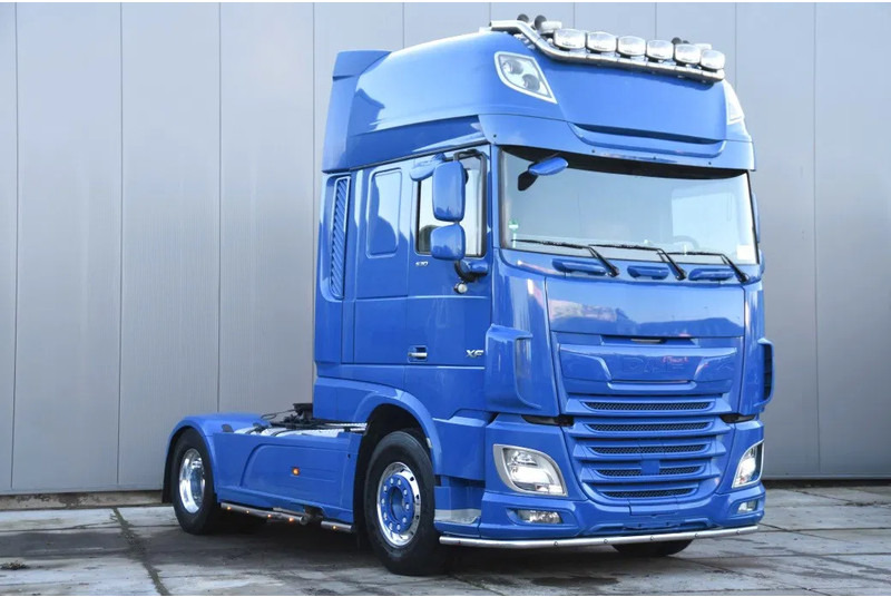 DAF XF 530 SSC 4x2 - RETARDER - PARK. AIRCO - 2 x FUEL TANKS - ALCOA'S - LED - TOP CONDITION - - Ťahač: obrázok 2 DAF XF 530 SSC 4x2 - RETARDER - PARK. AIRCO - 2 x FUEL TANKS - ALCOA'S - LED - TOP CONDITION - - Ťahač: obrázok 2