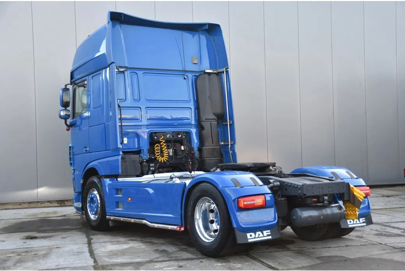 DAF XF 530 SSC 4x2 - RETARDER - PARK. AIRCO - 2 x FUEL TANKS - ALCOA'S - LED - TOP CONDITION - - Ťahač: obrázok 3 DAF XF 530 SSC 4x2 - RETARDER - PARK. AIRCO - 2 x FUEL TANKS - ALCOA'S - LED - TOP CONDITION - - Ťahač: obrázok 3