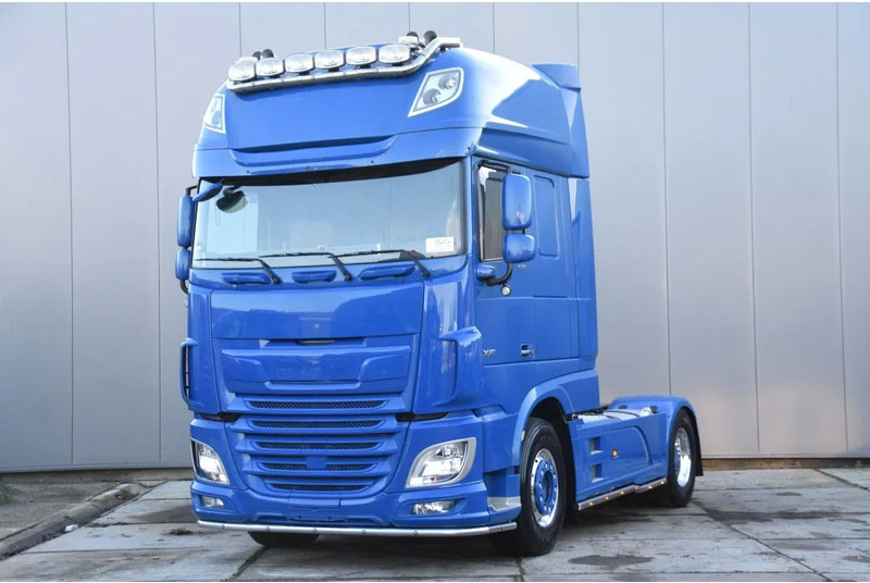 DAF XF 530 SSC 4x2 - RETARDER - PARK. AIRCO - 2 x FUEL TANKS - ALCOA'S - LED - TOP CONDITION - - Ťahač: obrázok 1 DAF XF 530 SSC 4x2 - RETARDER - PARK. AIRCO - 2 x FUEL TANKS - ALCOA'S - LED - TOP CONDITION - - Ťahač: obrázok 1