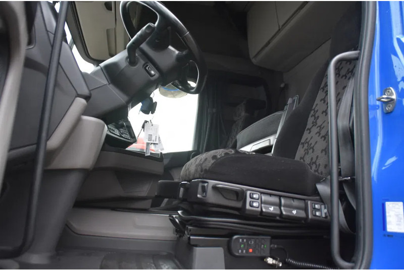 Scania R460 NGS 4x2 - SUPER - RETARDER - 319 TKM - PARK. AIRCO - ACC - NAVI - 2 x FUEL TANKS - TOP CONDITION - - Ťahač: obrázok 4 Scania R460 NGS 4x2 - SUPER - RETARDER - 319 TKM - PARK. AIRCO - ACC - NAVI - 2 x FUEL TANKS - TOP CONDITION - - Ťahač: obrázok 4