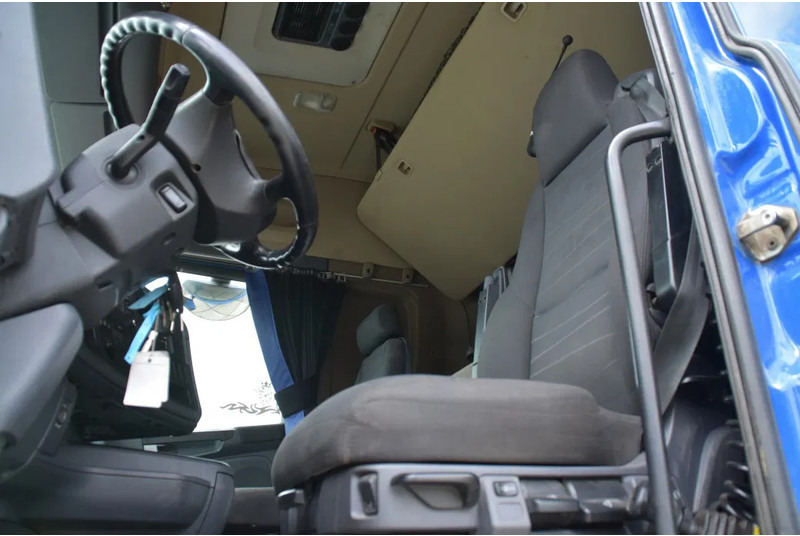 Scania R490 HL 4x2 - RETARDER - HYDRAULIC SYSTEM - 773 TKM - PARK. AIRCO - 2 BEDS - PTO - DIFF. LOCK - - Ťahač: obrázok 4 Scania R490 HL 4x2 - RETARDER - HYDRAULIC SYSTEM - 773 TKM - PARK. AIRCO - 2 BEDS - PTO - DIFF. LOCK - - Ťahač: obrázok 4