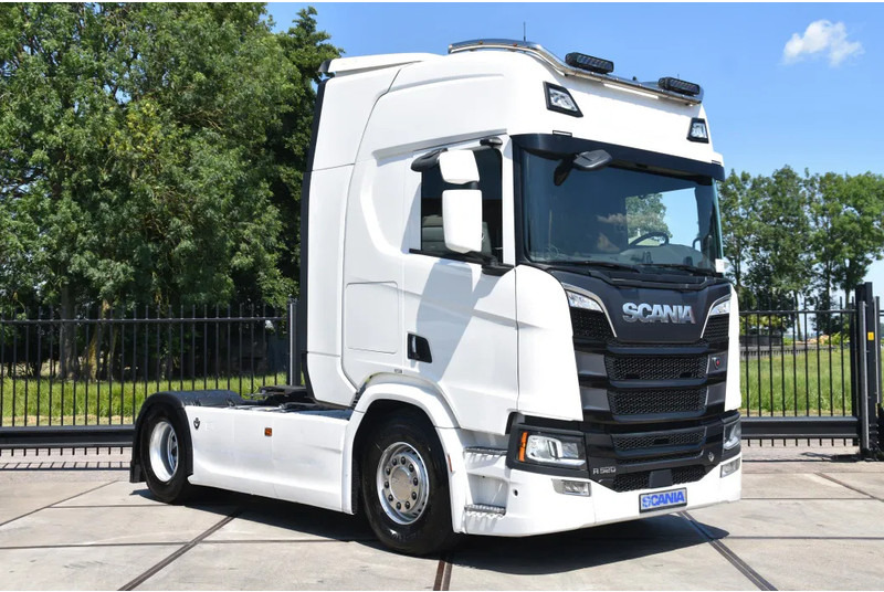 Scania R520 V8 NGS 4x2 - RETARDER - 504 TKM - PARK. AIRCO - ACC - NAVI - 2 x FUEL TANKS - LED LIGHTS - - Ťahač: obrázok 1 Scania R520 V8 NGS 4x2 - RETARDER - 504 TKM - PARK. AIRCO - ACC - NAVI - 2 x FUEL TANKS - LED LIGHTS - - Ťahač: obrázok 1