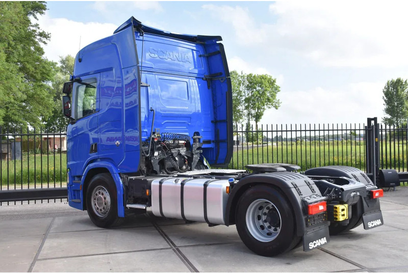 Scania R530 V8 NGS 4x2 - ADR FL - RETARDER - 253 TKM - ACC - NAVI - PTO - DIFF. LOCK - EXCELLENT CONDITION - - Ťahač: obrázok 3 Scania R530 V8 NGS 4x2 - ADR FL - RETARDER - 253 TKM - ACC - NAVI - PTO - DIFF. LOCK - EXCELLENT CONDITION - - Ťahač: obrázok 3