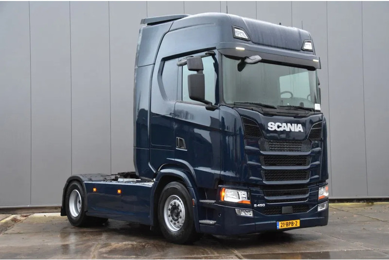 Scania S450 4x2NB - FULL AIR - 922 TKM - RETARDER - PARK. AIRCO - 2 x FUEL TANKS - TOP CONDITION - - Ťahač: obrázok 2 Scania S450 4x2NB - FULL AIR - 922 TKM - RETARDER - PARK. AIRCO - 2 x FUEL TANKS - TOP CONDITION - - Ťahač: obrázok 2