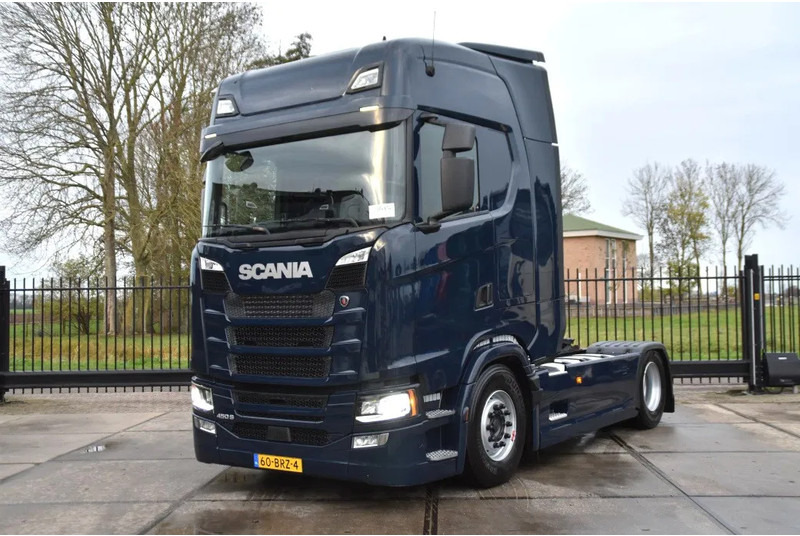 Scania S450 NGS 4x2NB - FULL AIR - 674 TKM - RETARDER - PARK. AIRCO - NAVI - 2 x FUEL TANKS - LED - - Ťahač: obrázok 2 Scania S450 NGS 4x2NB - FULL AIR - 674 TKM - RETARDER - PARK. AIRCO - NAVI - 2 x FUEL TANKS - LED - - Ťahač: obrázok 2