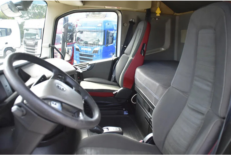Volvo FH 420 Globe 4x2 - ADR FL - ONLY 670 TKM - PTO - AIRCO - DIFF. LOCK - GOOD CONDITION - - Ťahač: obrázok 5 Volvo FH 420 Globe 4x2 - ADR FL - ONLY 670 TKM - PTO - AIRCO - DIFF. LOCK - GOOD CONDITION - - Ťahač: obrázok 5