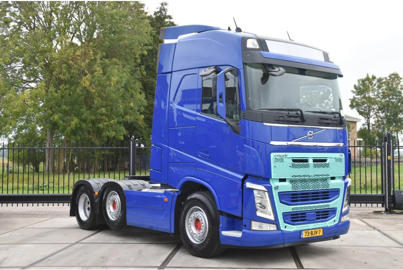 Volvo FH 500 Globetrotter 6x2/4 - EURO 6 - 769 TKM - AIRCO - 2 x FUEL TANKS - TOP CONDITION - - Ťahač: obrázok 1 Volvo FH 500 Globetrotter 6x2/4 - EURO 6 - 769 TKM - AIRCO - 2 x FUEL TANKS - TOP CONDITION - - Ťahač: obrázok 1