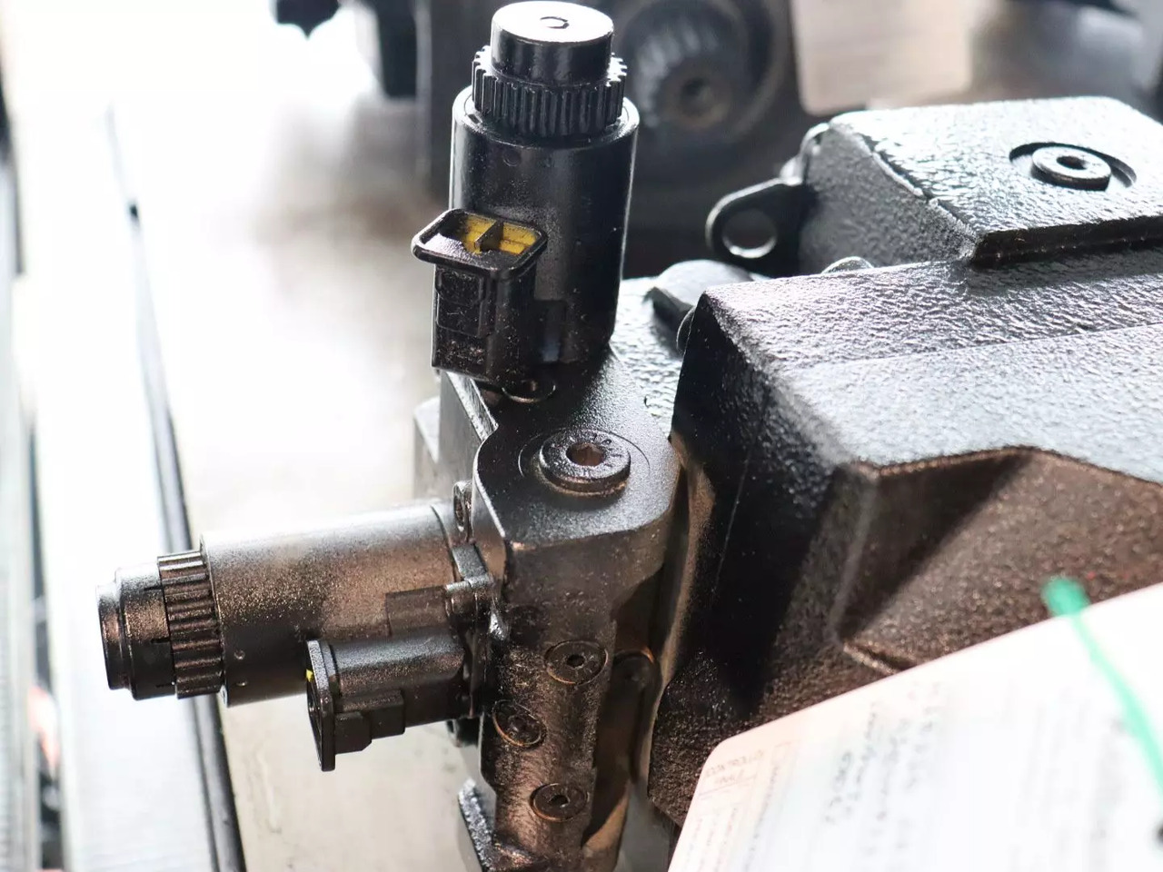 DANFOSS / SAUER H1B110-AK1-K1-NCRADNJNNA10NN027N25NNN - Hydraulický motor pre Manipulačná technika: obrázok 2 DANFOSS / SAUER H1B110-AK1-K1-NCRADNJNNA10NN027N25NNN - Hydraulický motor pre Manipulačná technika: obrázok 2