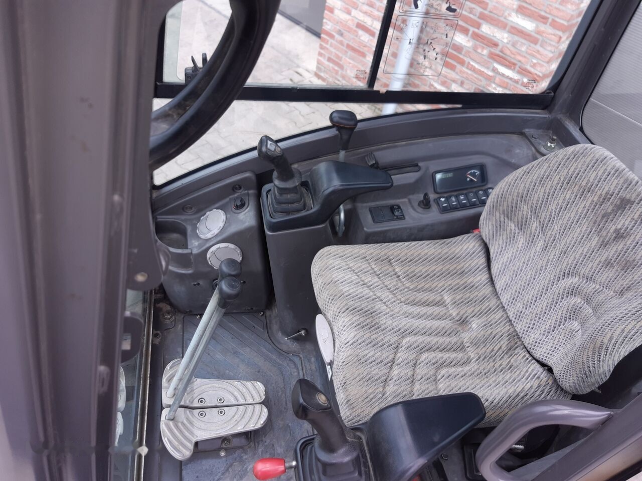 Volvo EC18D - Mini rýpadlo: obrázok 5 Volvo EC18D - Mini rýpadlo: obrázok 5