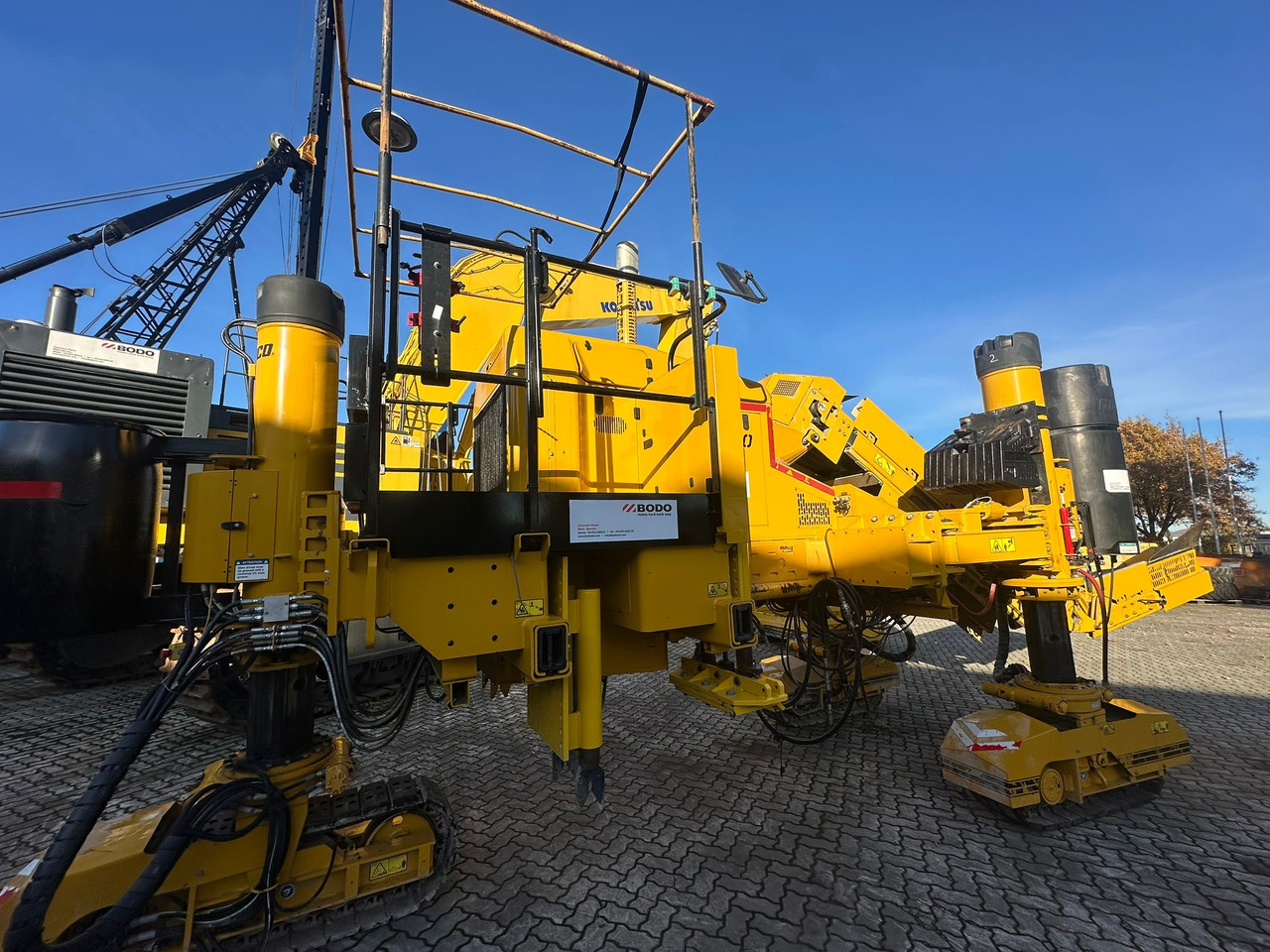 GOMACO 3300 - Betónový finišer: obrázok 2 GOMACO 3300 - Betónový finišer: obrázok 2