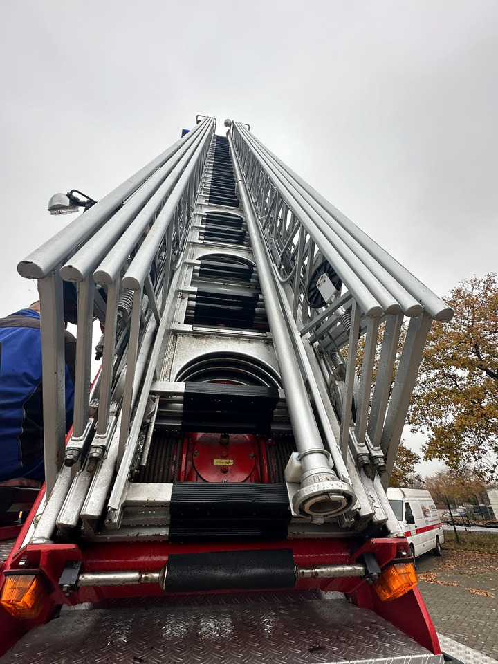 IVECO MAGIRUS 140-25A - Hasičské vozidlo: obrázok 5 IVECO MAGIRUS 140-25A - Hasičské vozidlo: obrázok 5
