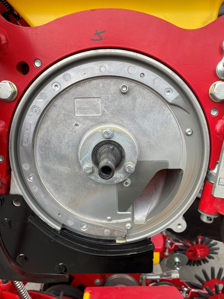 Grimme MATRIX 1800 - Univerzálny sejací stroj: obrázok 5 Grimme MATRIX 1800 - Univerzálny sejací stroj: obrázok 5