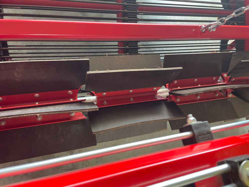 Grimme WV 165 - Kombajn na sběr hroznů: obrázok 4 Grimme WV 165 - Kombajn na sběr hroznů: obrázok 4