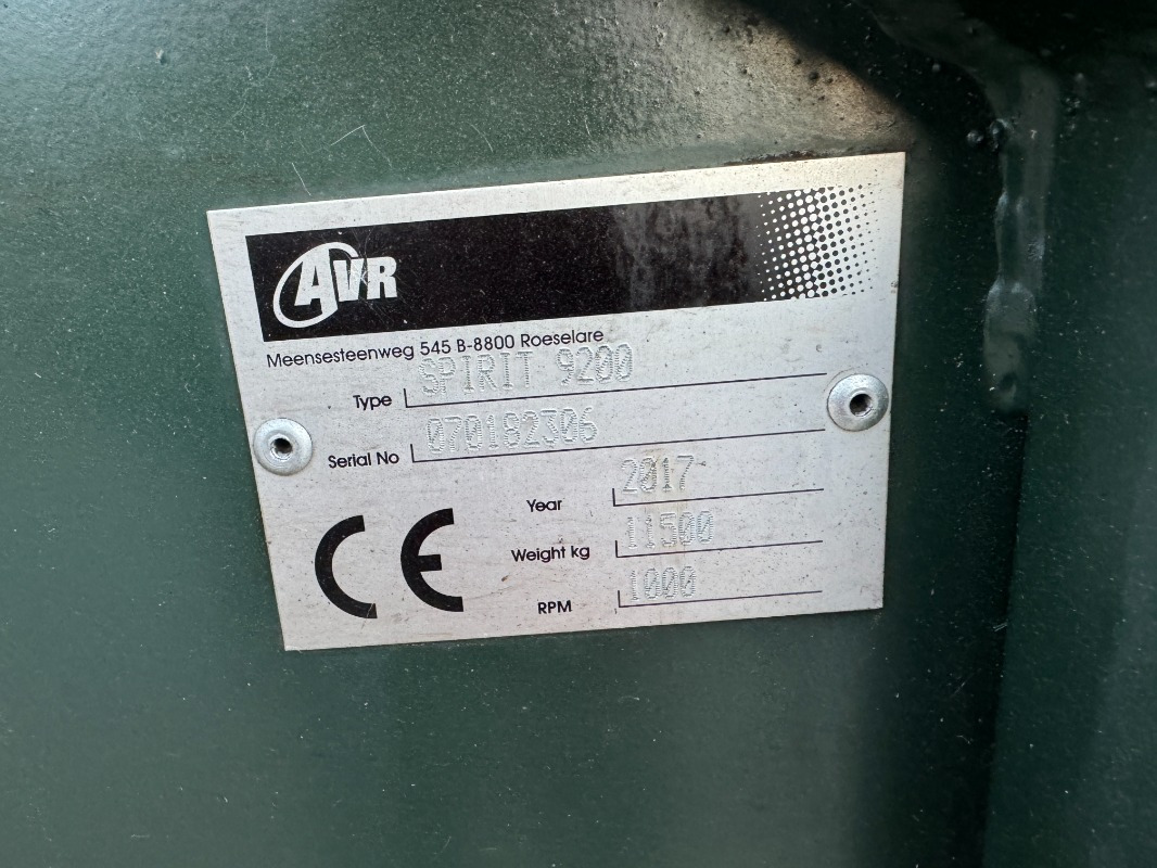 AVR AVR SPIRIT 9200 - Kombajn: obrázok 2 AVR AVR SPIRIT 9200 - Kombajn: obrázok 2