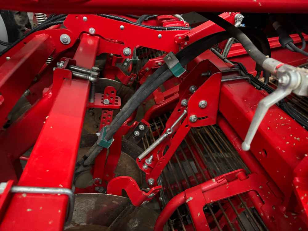Baselier HFT8LKB730 2LKB220 - Kombajn: obrázok 3 Baselier HFT8LKB730 2LKB220 - Kombajn: obrázok 3