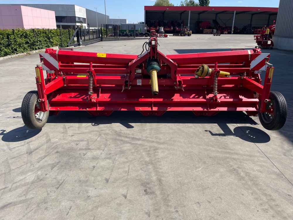 Grimme GR 360 Frontal - Kombajn: obrázok 4 Grimme GR 360 Frontal - Kombajn: obrázok 4