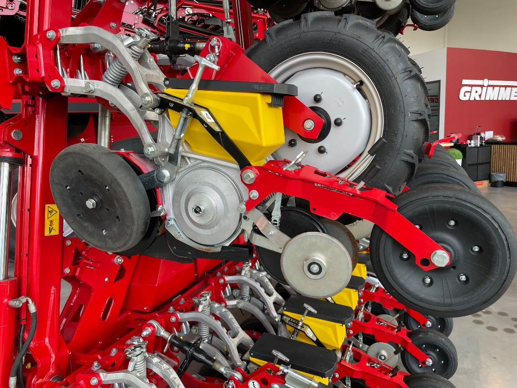 Grimme Matrix 1800 GEN II - Univerzálny sejací stroj: obrázok 3 Grimme Matrix 1800 GEN II - Univerzálny sejací stroj: obrázok 3