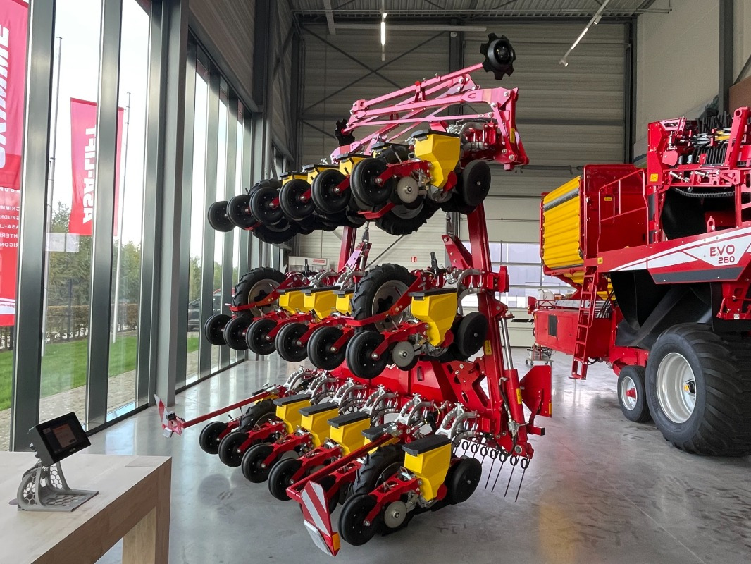 Grimme Matrix 1800 GEN II - Univerzálny sejací stroj: obrázok 1 Grimme Matrix 1800 GEN II - Univerzálny sejací stroj: obrázok 1