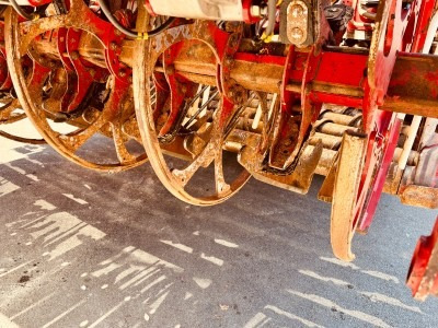 Stroj na obrábanie pôdy Grimme REXOR 6200: obrázok 32