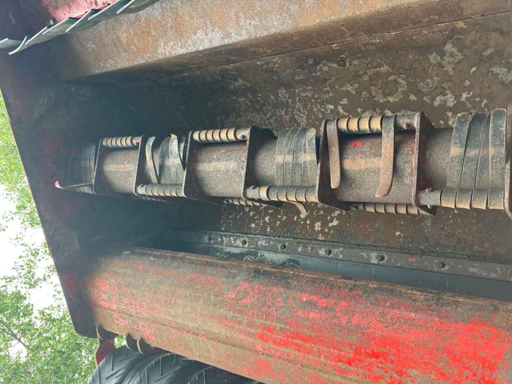 ASA-Lift Red Beet Topper - Kombajn na sběr hroznů: obrázok 4 ASA-Lift Red Beet Topper - Kombajn na sběr hroznů: obrázok 4