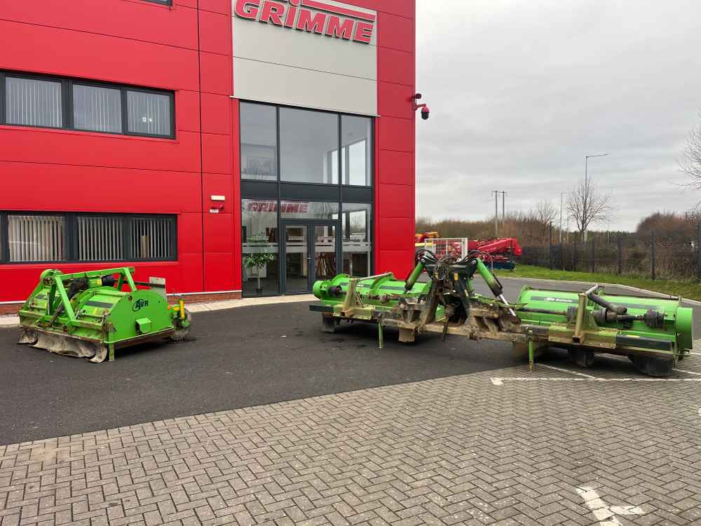 AVR RAFALE - Kombajn: obrázok 1 AVR RAFALE - Kombajn: obrázok 1