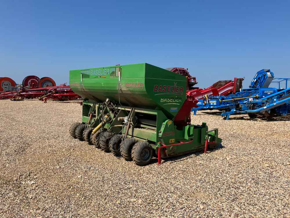 Kombajn Baselier Baselier 4 Row Mounted FA-W, Potato Planter Tilla Combination: obrázok 7 Kombajn Baselier Baselier 4 Row Mounted FA-W, Potato Planter Tilla Combination: obrázok 7