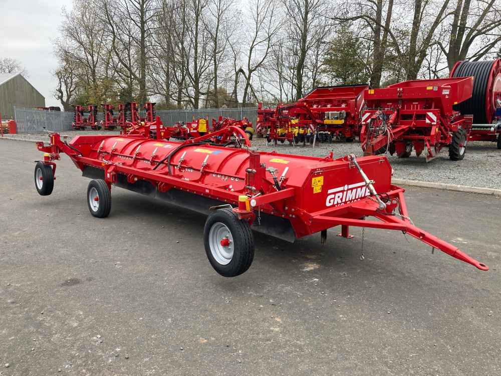 Grimme Grimme KS 5400 6 Row Potato Topper - Kombajn: obrázok 1 Grimme Grimme KS 5400 6 Row Potato Topper - Kombajn: obrázok 1