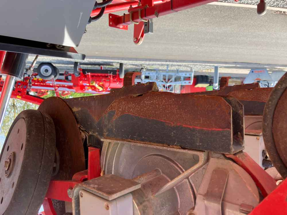 Kverneland Kverneland Monopill, 18 Row, Sugarbeet Drill - Univerzálny sejací stroj: obrázok 3 Kverneland Kverneland Monopill, 18 Row, Sugarbeet Drill - Univerzálny sejací stroj: obrázok 3