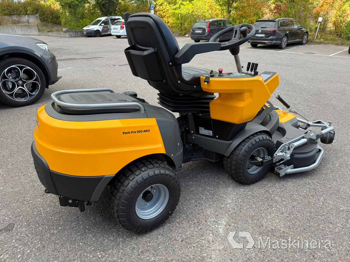 Åkgräsklippare Stiga Park Pro 900 AWX ink Klippaggregat & Snöslunga - Záhradná kosačka: obrázok 5 Åkgräsklippare Stiga Park Pro 900 AWX ink Klippaggregat & Snöslunga - Záhradná kosačka: obrázok 5